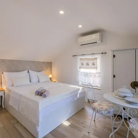 Апартаменты Old Town